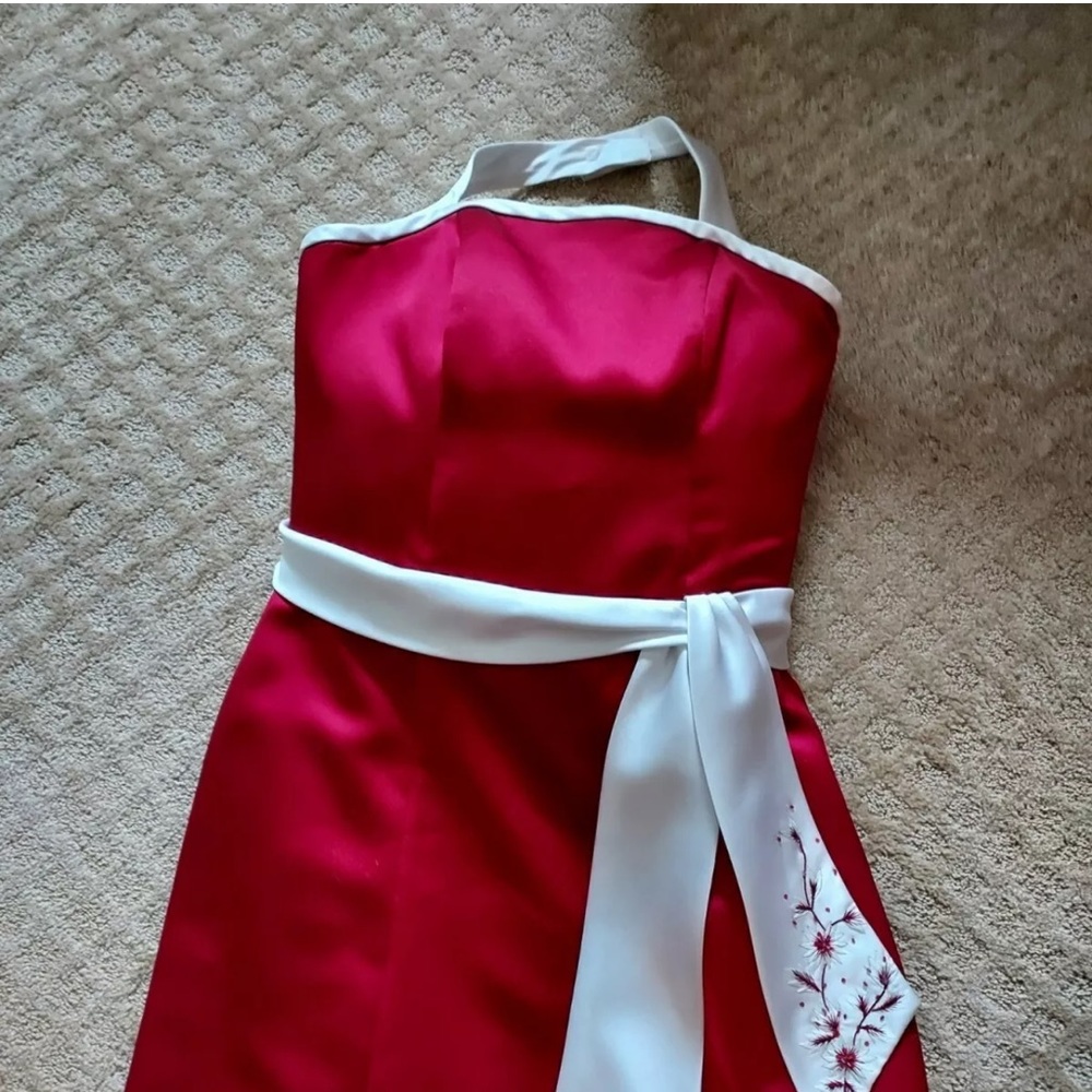 Beautiful dark red maxi evening dress